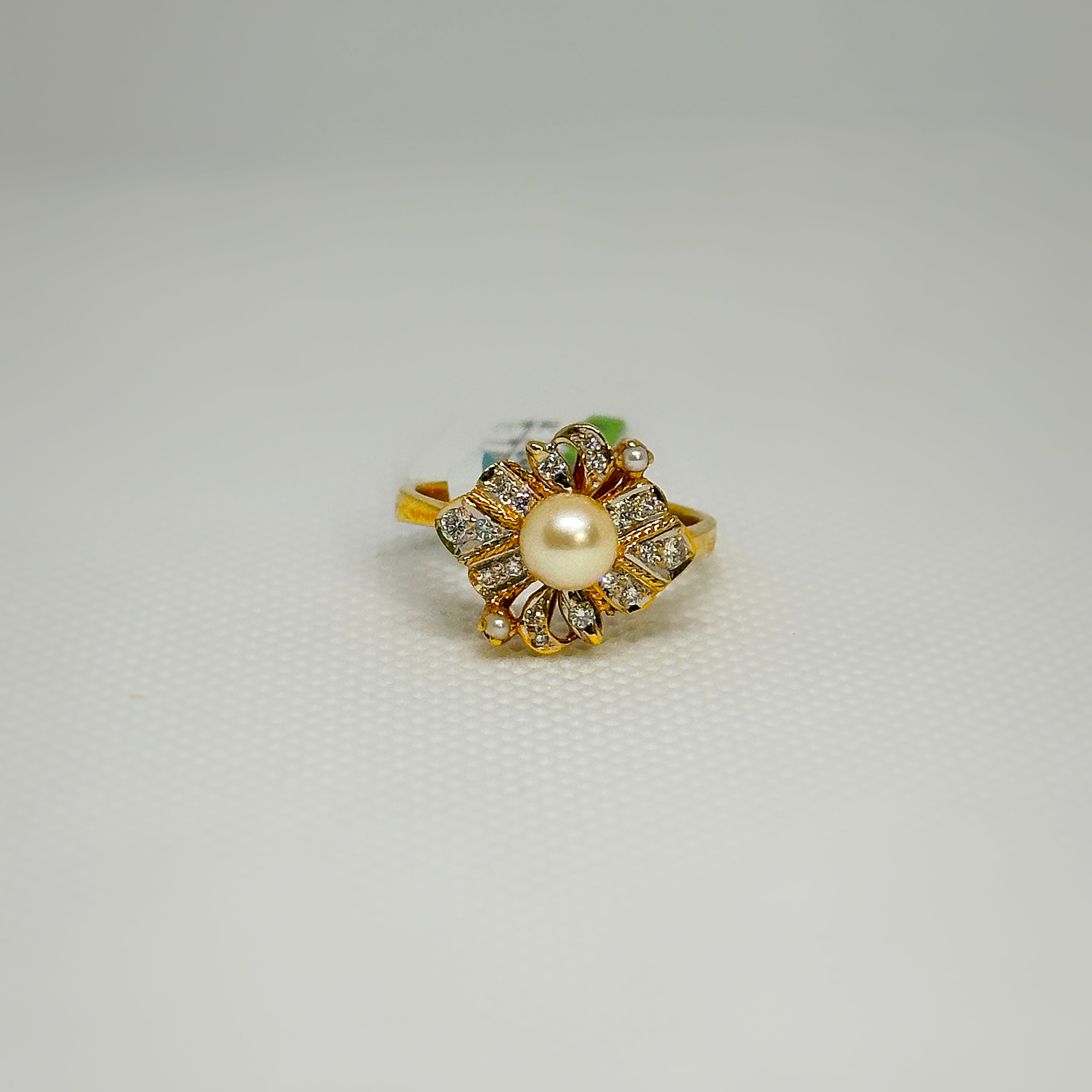 GUL POSH - Floret Diamond Gold Ring